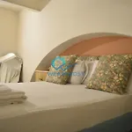 Shabby Loft In Colosseum *